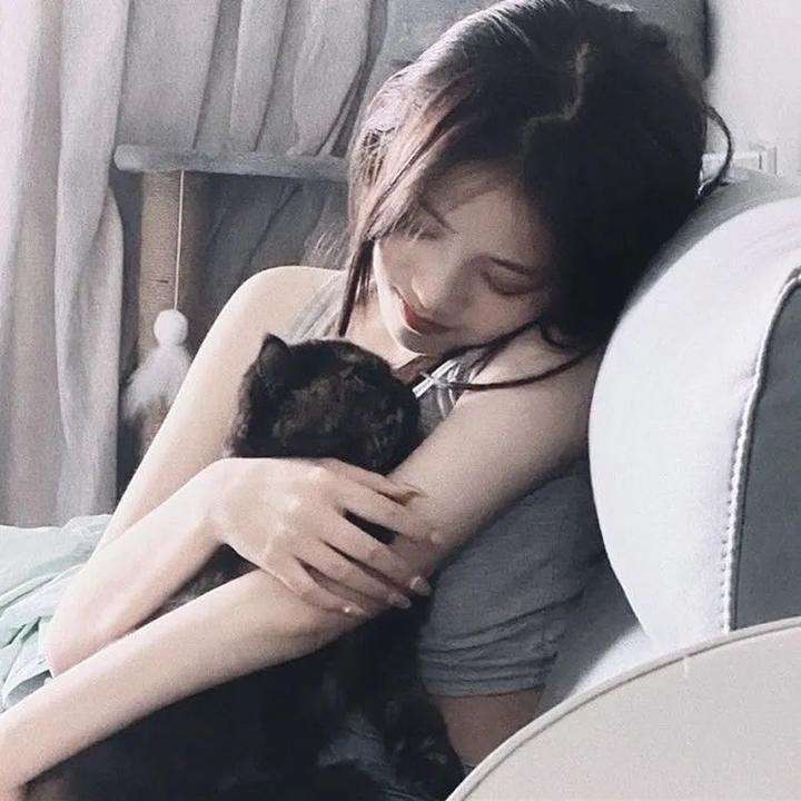 荒唐暴发户